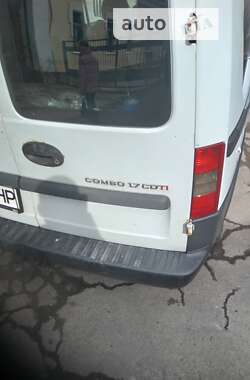 Минивэн Opel Combo 2005 в Ровно