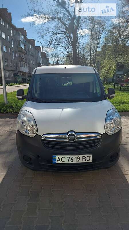 Opel Combo 2012