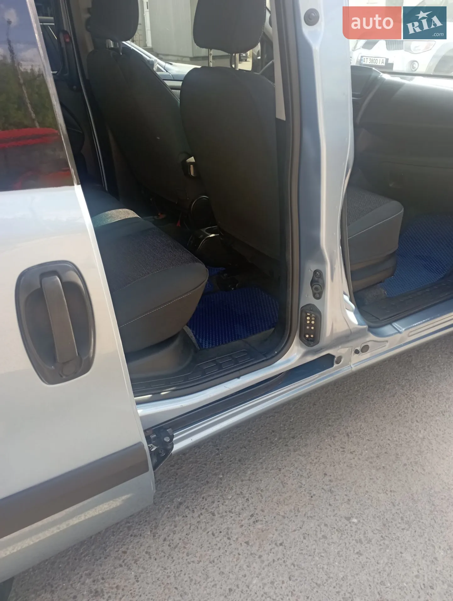 2011 Opel Combo - мініатюра 9