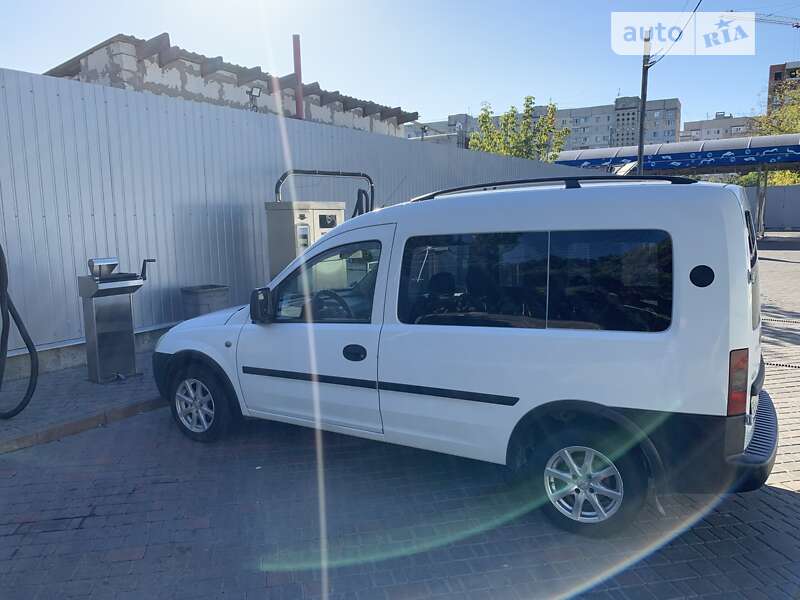 Минивэн Opel Combo 2004 в Виннице