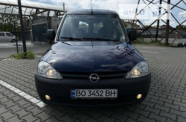 Минивэн Opel Combo 2010 в Ивано-Франковске