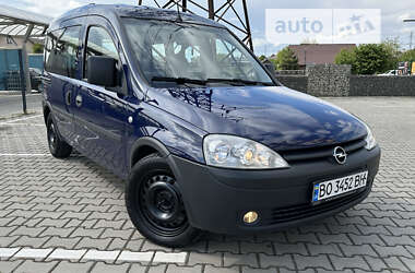 Минивэн Opel Combo 2010 в Ивано-Франковске