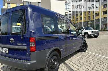 Минивэн Opel Combo 2010 в Ивано-Франковске