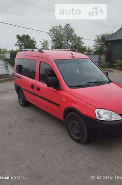 Мінівен Opel Combo 2009 в Кіцмані