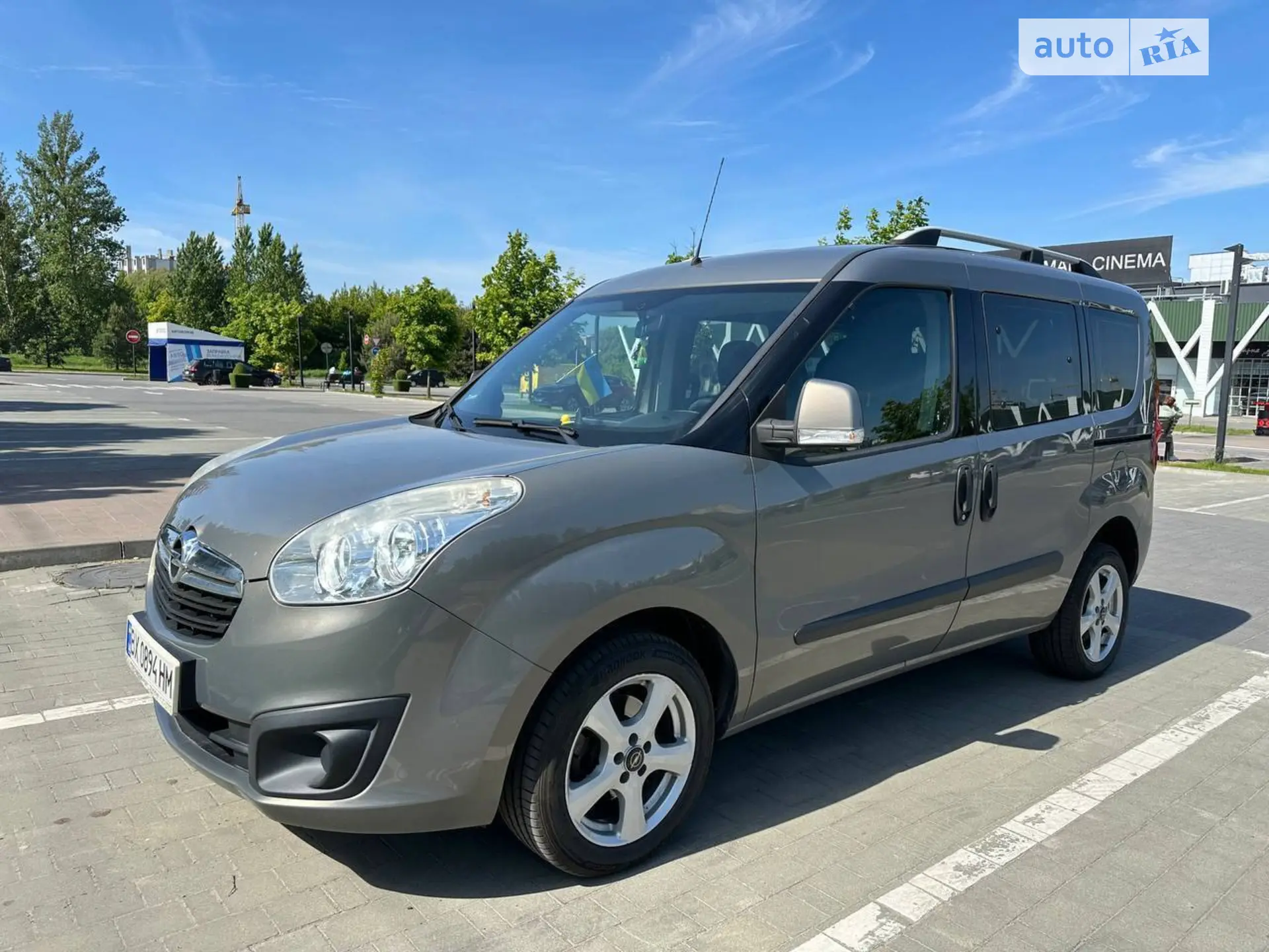 2011 Opel Combo - мініатюра 2