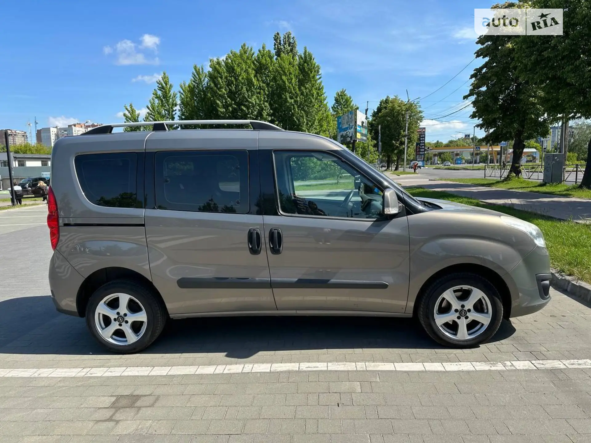 2011 Opel Combo - мініатюра 6