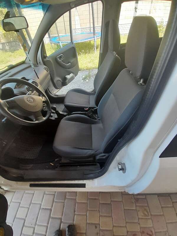 Мінівен Opel Combo 2008 в Дніпрі