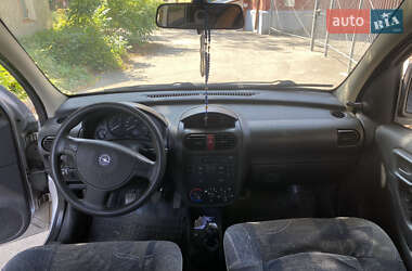 Минивэн Opel Combo 2006 в 