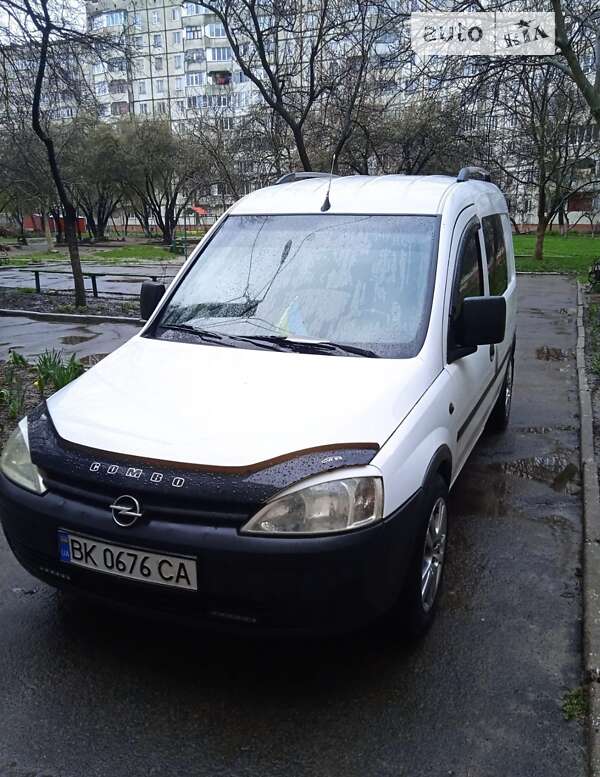 Грузовой фургон Opel Combo 2005 в 