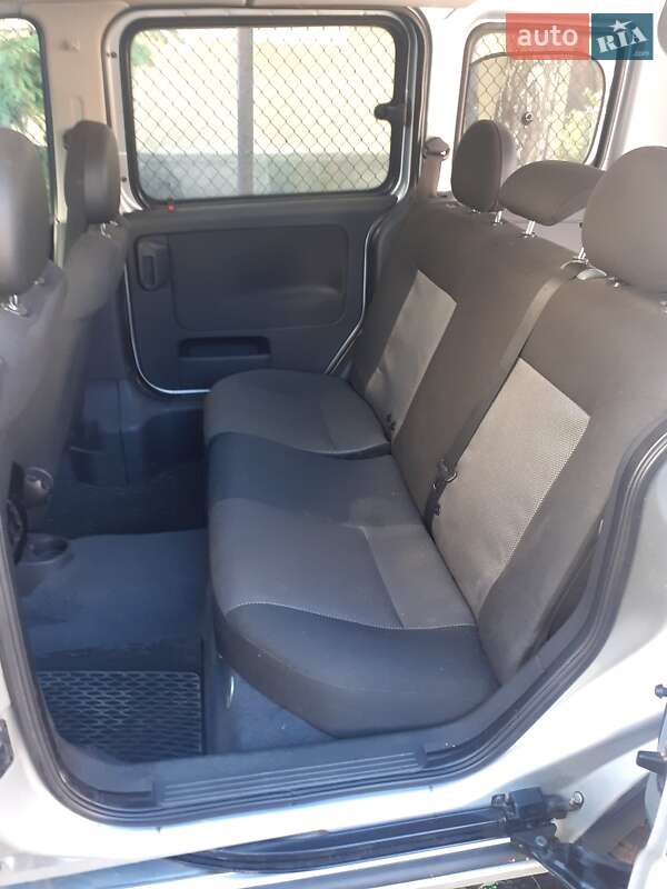 Минивэн Opel Combo 2009 в Львове