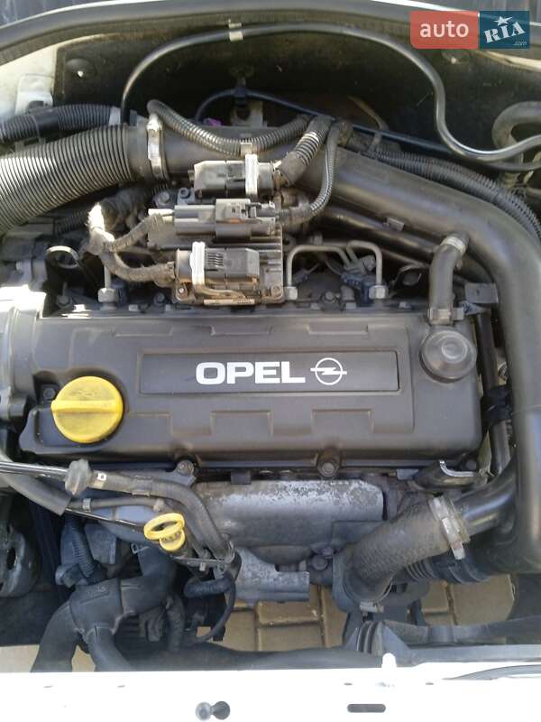 Мінівен Opel Combo 2003 в Шумську