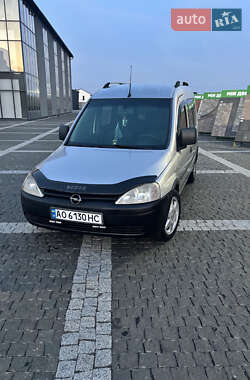 Минивэн Opel Combo 2007 в Хусте