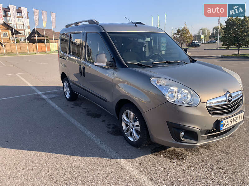 Opel Combo 2011