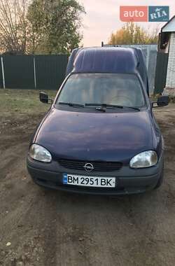 Вантажний фургон Opel Combo 2001 в Сумах