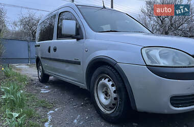 Мінівен Opel Combo 2005 в Умані