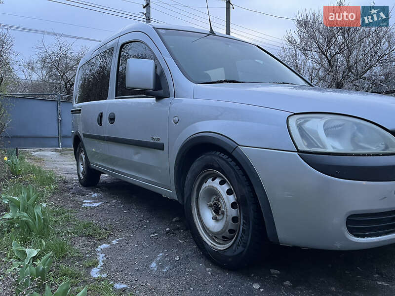 Opel Combo 2005
