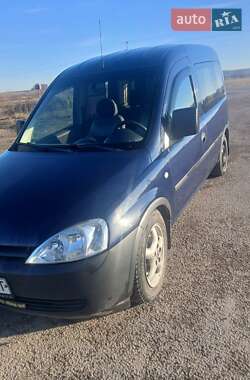 Мінівен Opel Combo 2009 в Бурштині