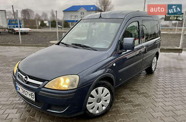 Мінівен Opel Combo 2007 в Нововолинську