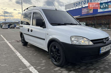 Минивэн Opel Combo 2007 в Калуше