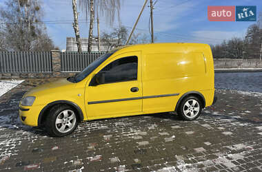 Вантажний фургон Opel Combo 2006 в Житомирі