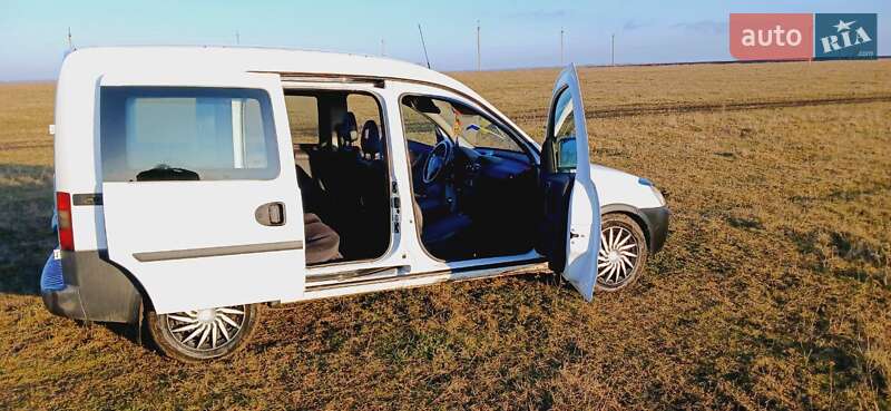 Минивэн Opel Combo 2008 в Изяславе