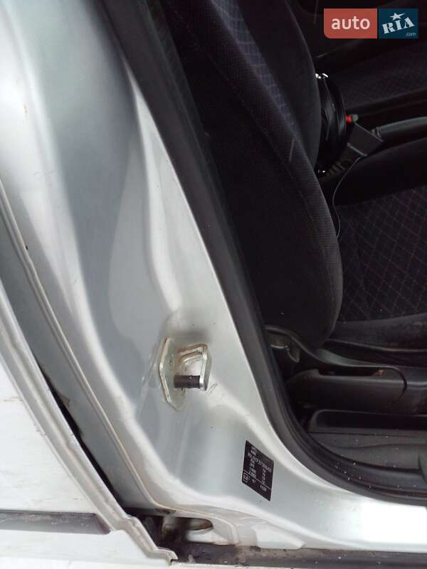 Минивэн Opel Combo 2006 в Сарнах