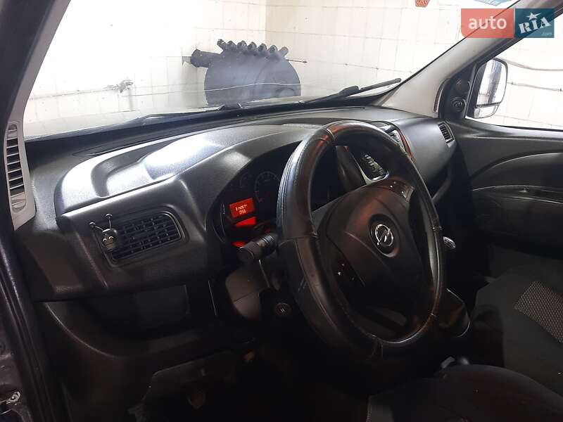 Грузопассажирский фургон Opel Combo 2015 в Черновцах фото 5 Грузопассажирский фургон Opel Combo 2015 в Черновцах