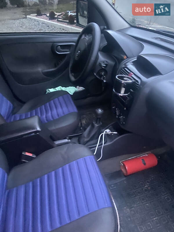 Минивэн Opel Combo 2006 в Заболотове