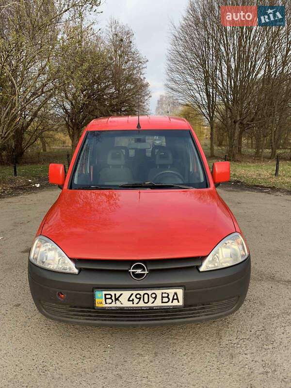 Мінівен Opel Combo 2009 в Рівному