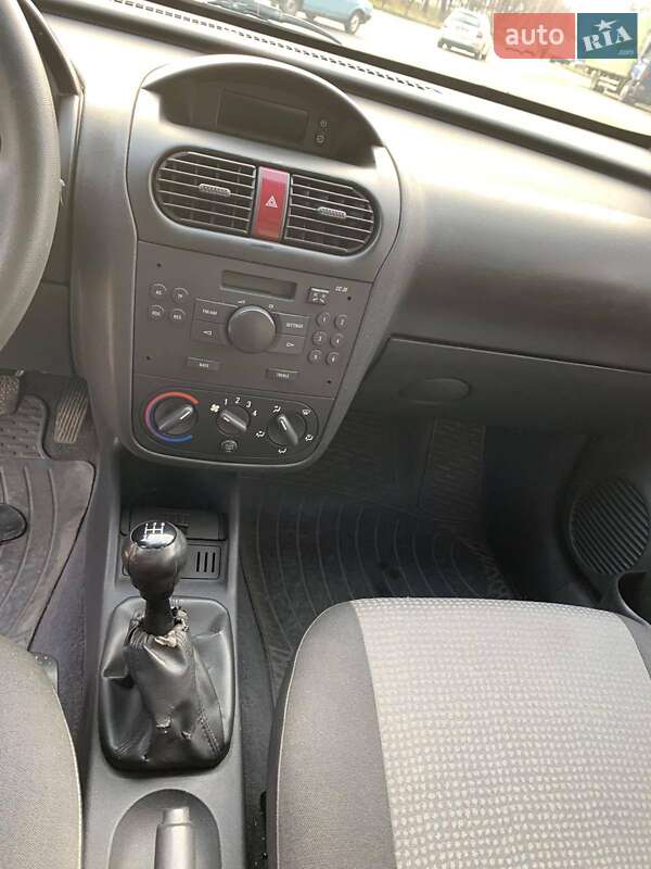 Мінівен Opel Combo 2009 в Рівному