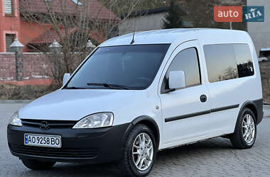 Минивэн Opel Combo 2007 в Межгорье