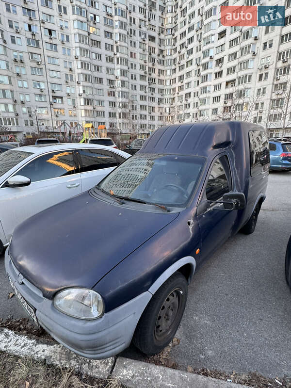 Мінівен Opel Combo 2000 в Києві