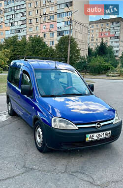 Минивэн Opel Combo 2004 в 