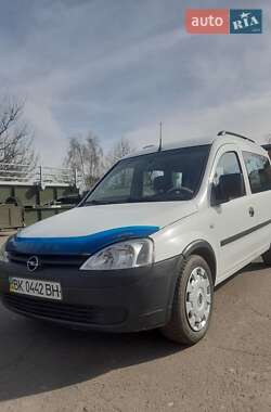 Мінівен Opel Combo 2006 в Дубні