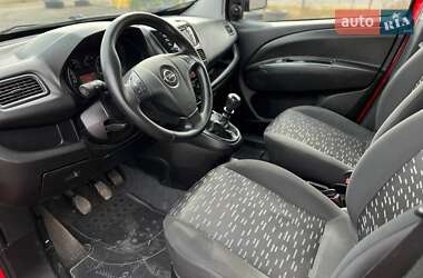 Минивэн Opel Combo 2017 в Ужгороде