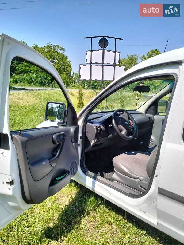 Минивэн Opel Combo 2003 в Маньковке