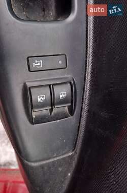 Минивэн Opel Combo 2012 в 