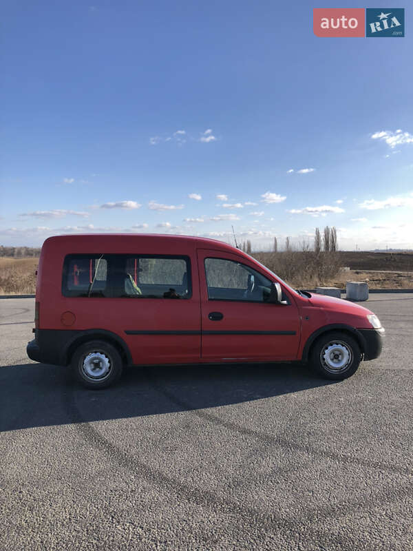 Минивэн Opel Combo 2006 в Ровно фото 4 Минивэн Opel Combo 2006 в Ровно