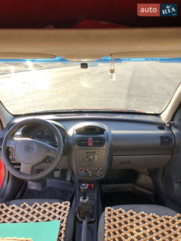 Минивэн Opel Combo 2006 в Ровно
