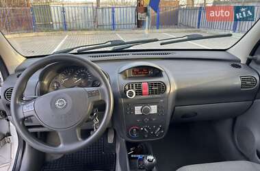 Минивэн Opel Combo 2005 в 