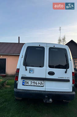 Минивэн Opel Combo 2004 в 