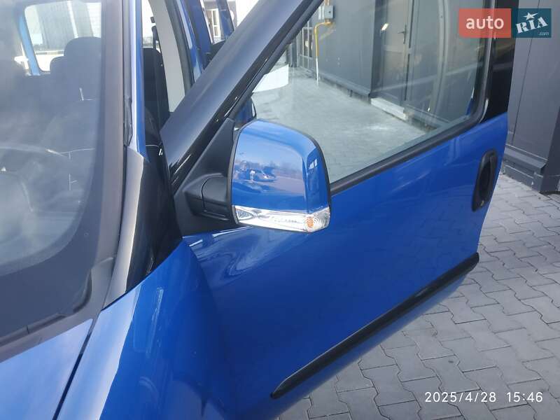 Минивэн Opel Combo 2012 в Виннице