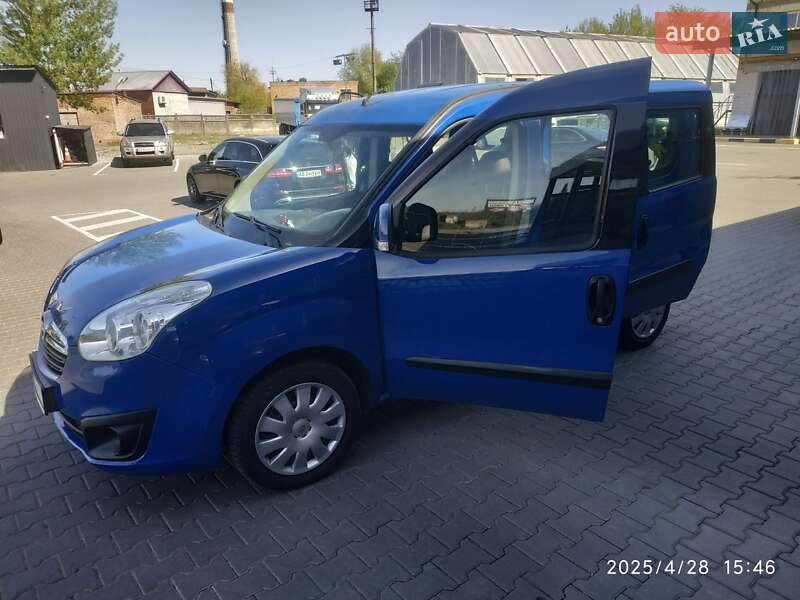 Мінівен Opel Combo 2012 в Вінниці фото Мінівен Opel Combo 2012 в Вінниці