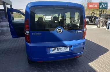 Минивэн Opel Combo 2012 в 
