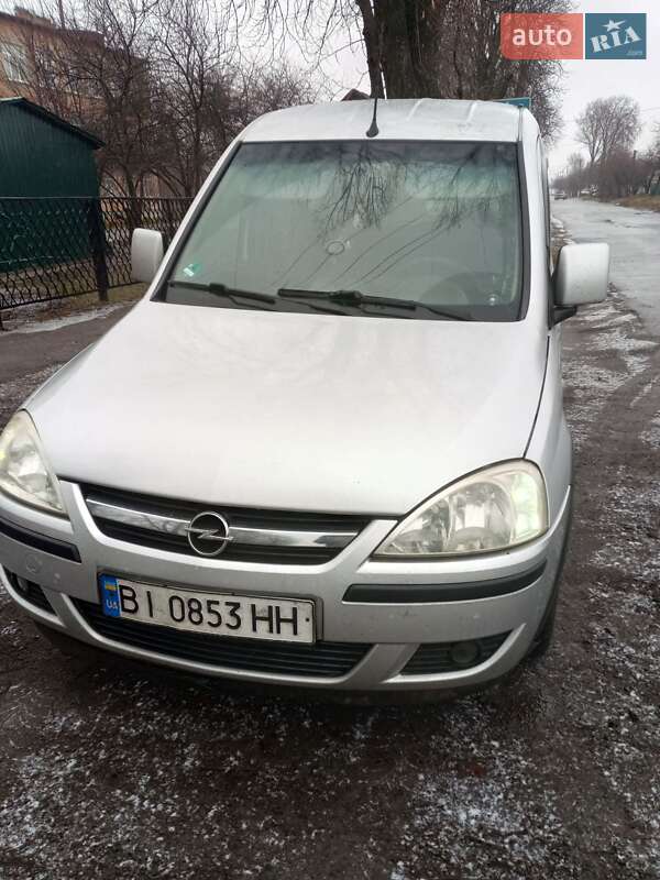 Минивэн Opel Combo 2006 в 