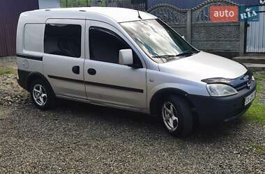 Минивэн Opel Combo 2010 в 