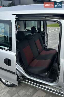 Минивэн Opel Combo 2005 в 