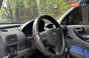 Минивэн Opel Combo 2004 в 
