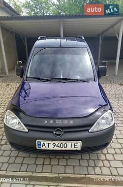 Минивэн Opel Combo 2007 в Снятине