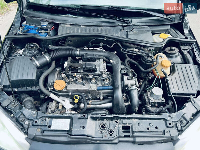 Мінівен Opel Combo 2006 в Батурині